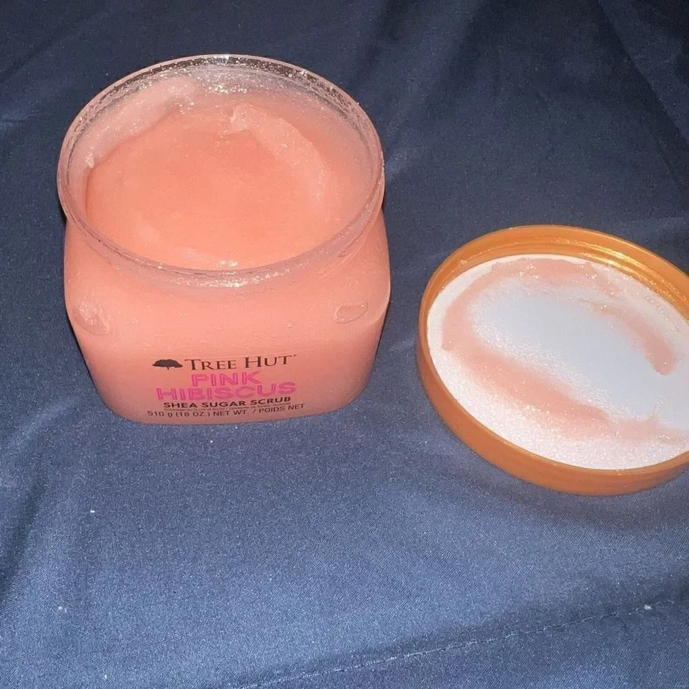 Tree Hut Shea Sugar Scrub Pink Hibiscus 🌺 18oz exfoliation